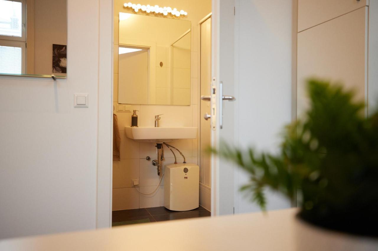 Nice Studio Close To Metro III Wien Exteriör bild