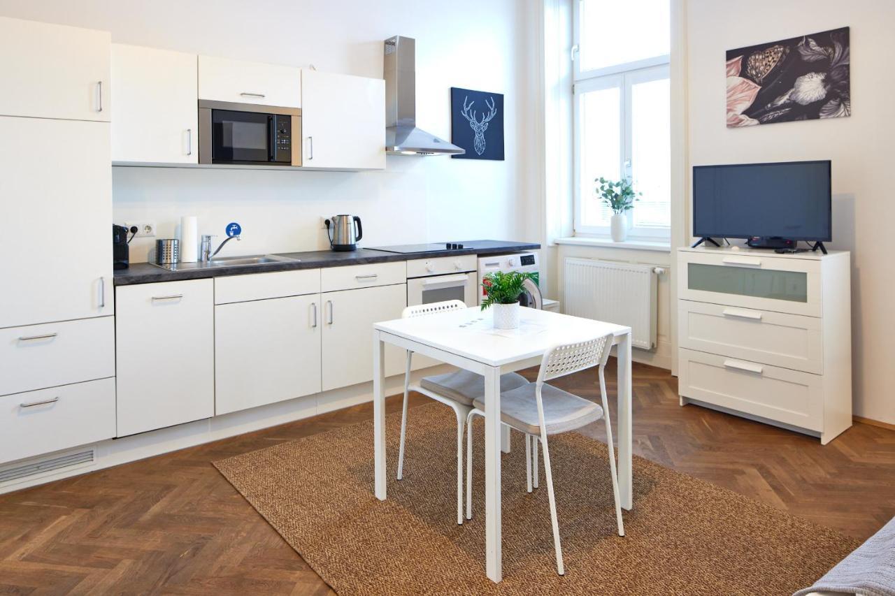 Nice Studio Close To Metro III Wien Exteriör bild